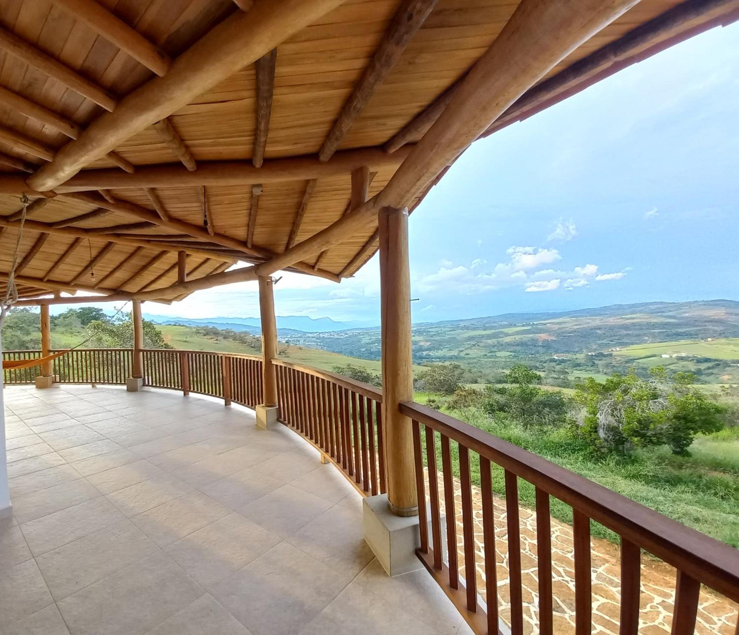 CASAS CAMPESTRES VILLA COVA Da IRIA BARICHARA