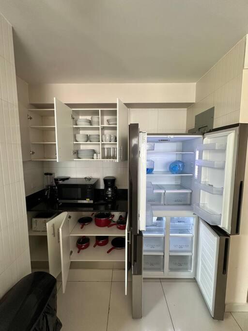3B - Simply Fabulous - 4BR Apartment! view 2