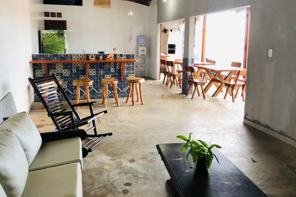 Nossa casa Milagres casa única com 8 suítes