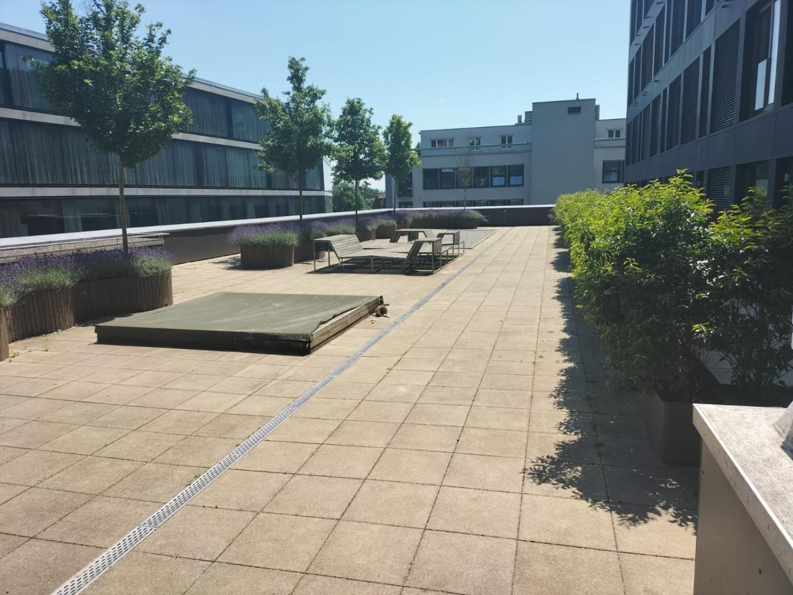 Stilvolle Entspannung an Traumlage mit Aussicht
