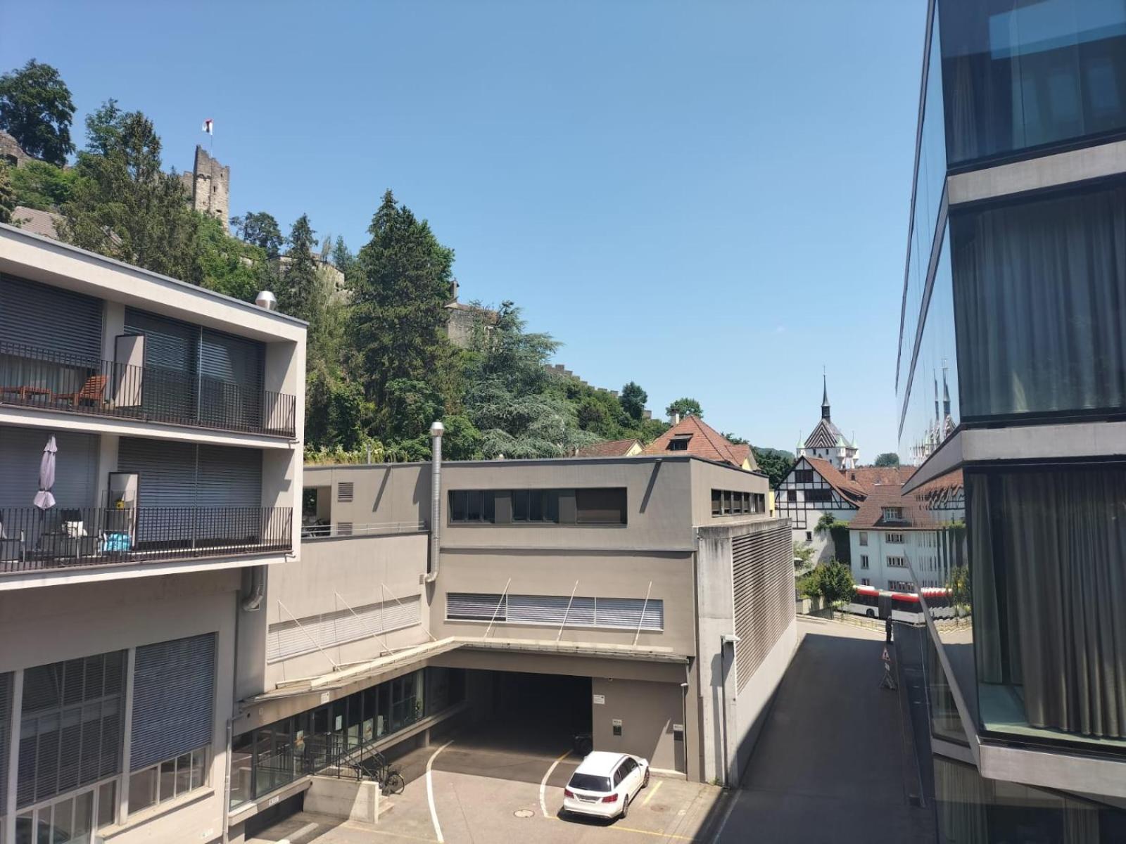 Stilvolle Entspannung an Traumlage mit Aussicht