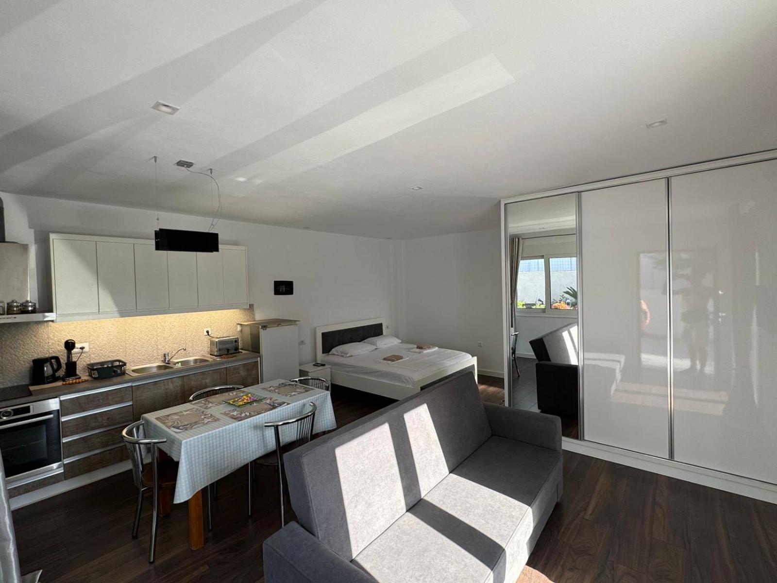 Sulozeqi Apartments