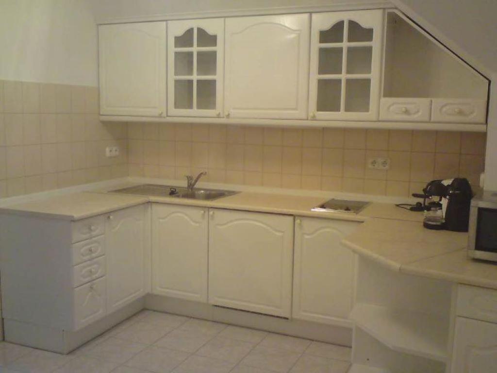 Enter Apartmanház