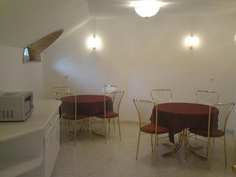 Enter Apartmanház