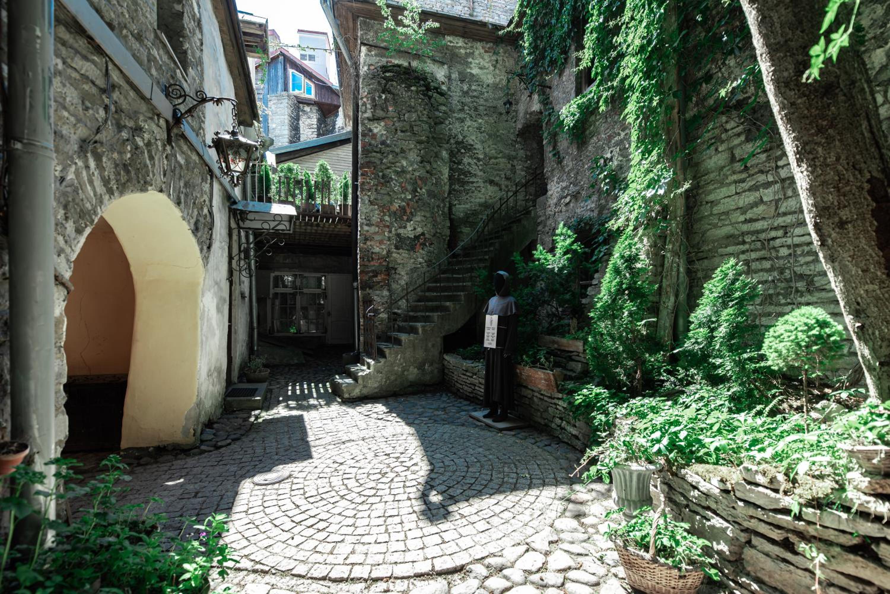 AirHome - Old Dominican Monastery