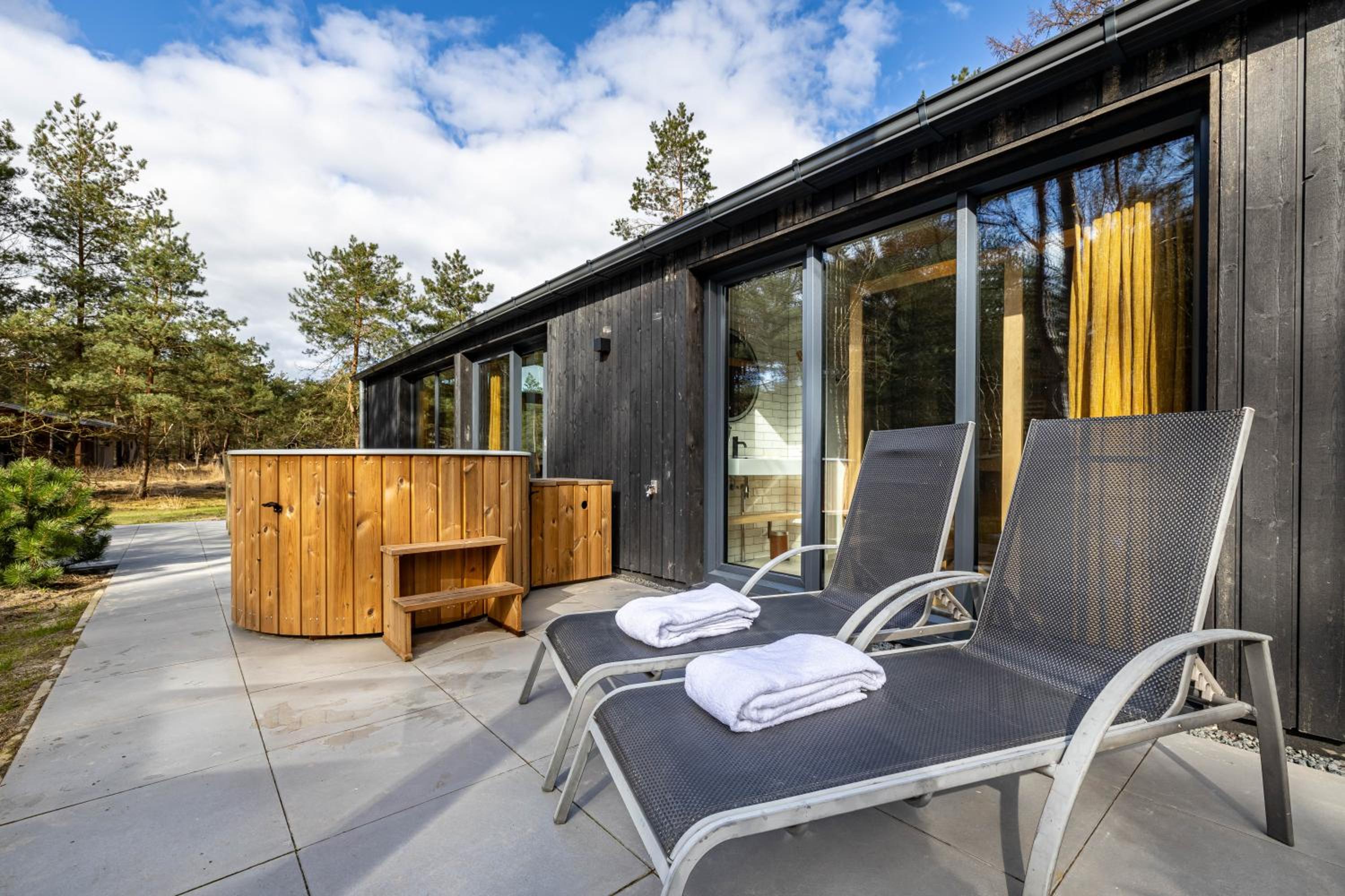 Design bungalow met wellness in parkbos view 2