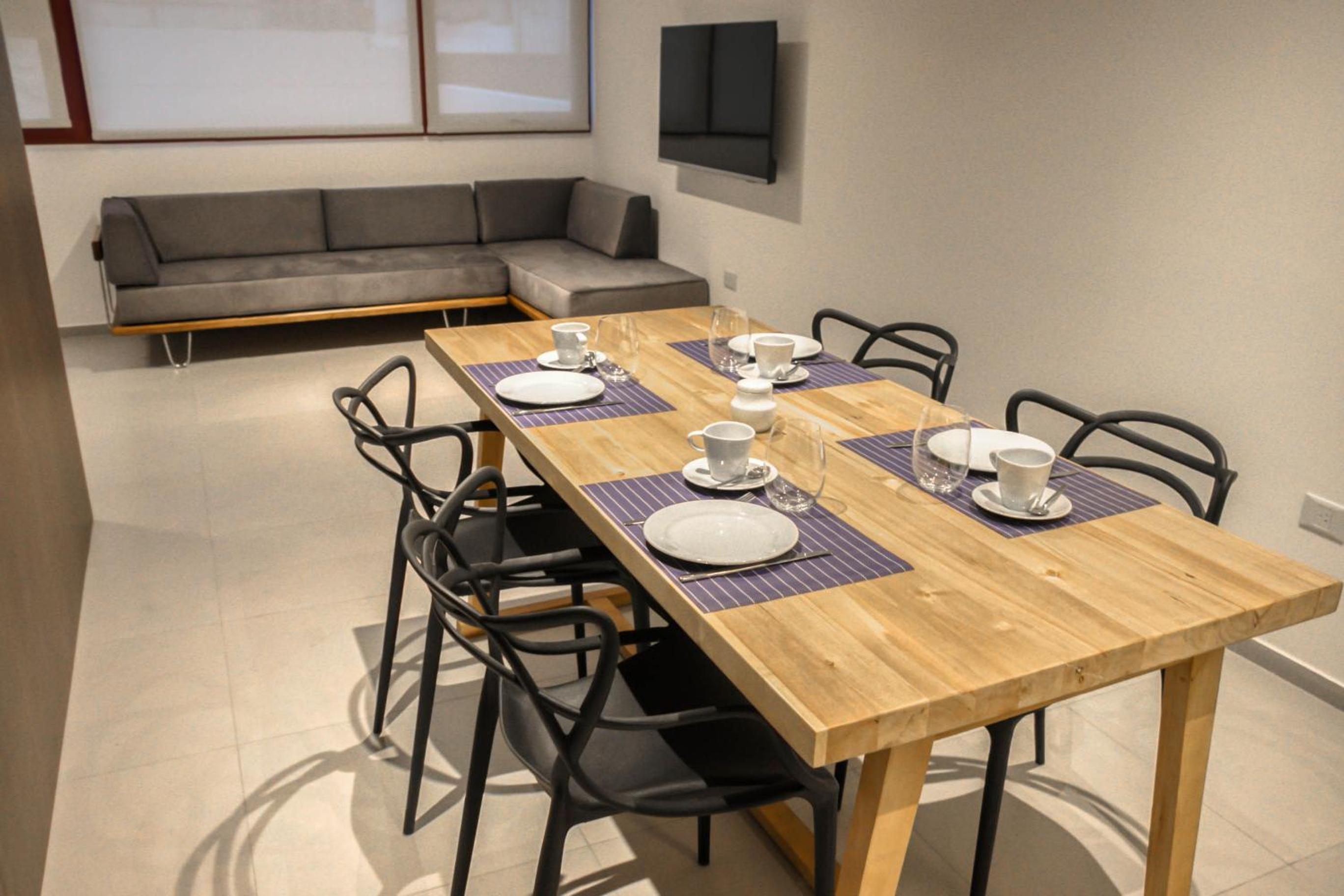 Departamentos Modernos 1 Dormitorio y Monoambiente con cochera