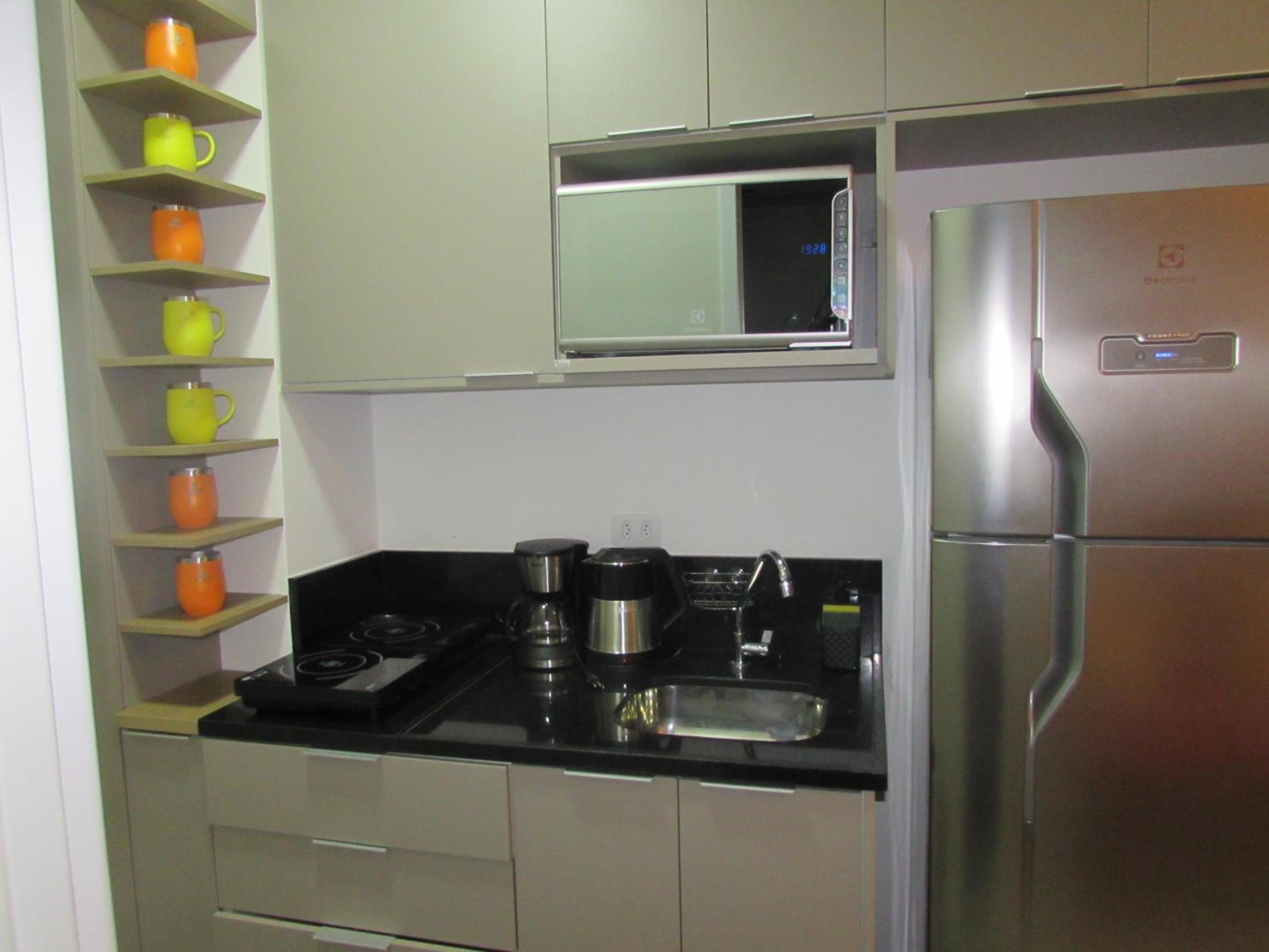 STAY HOUX , Metrô Faria Lima, Pinheiros-SP