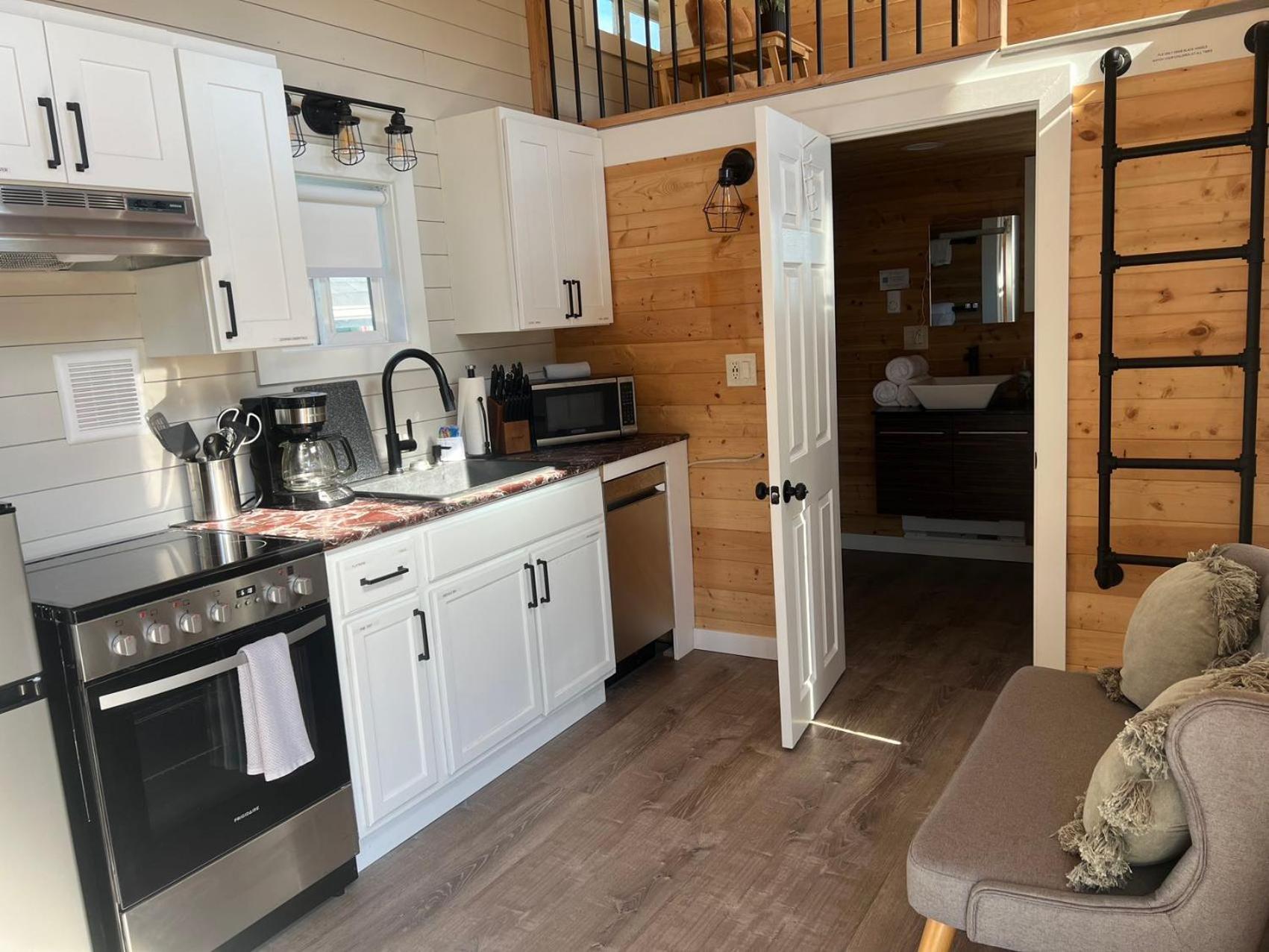 Cozy Loft Tiny House by Ocean Spray Beach view 4