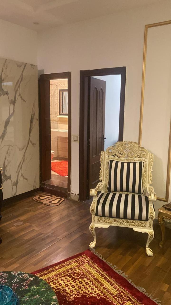 Royal Exective Suit F 8 Islamabad view 5