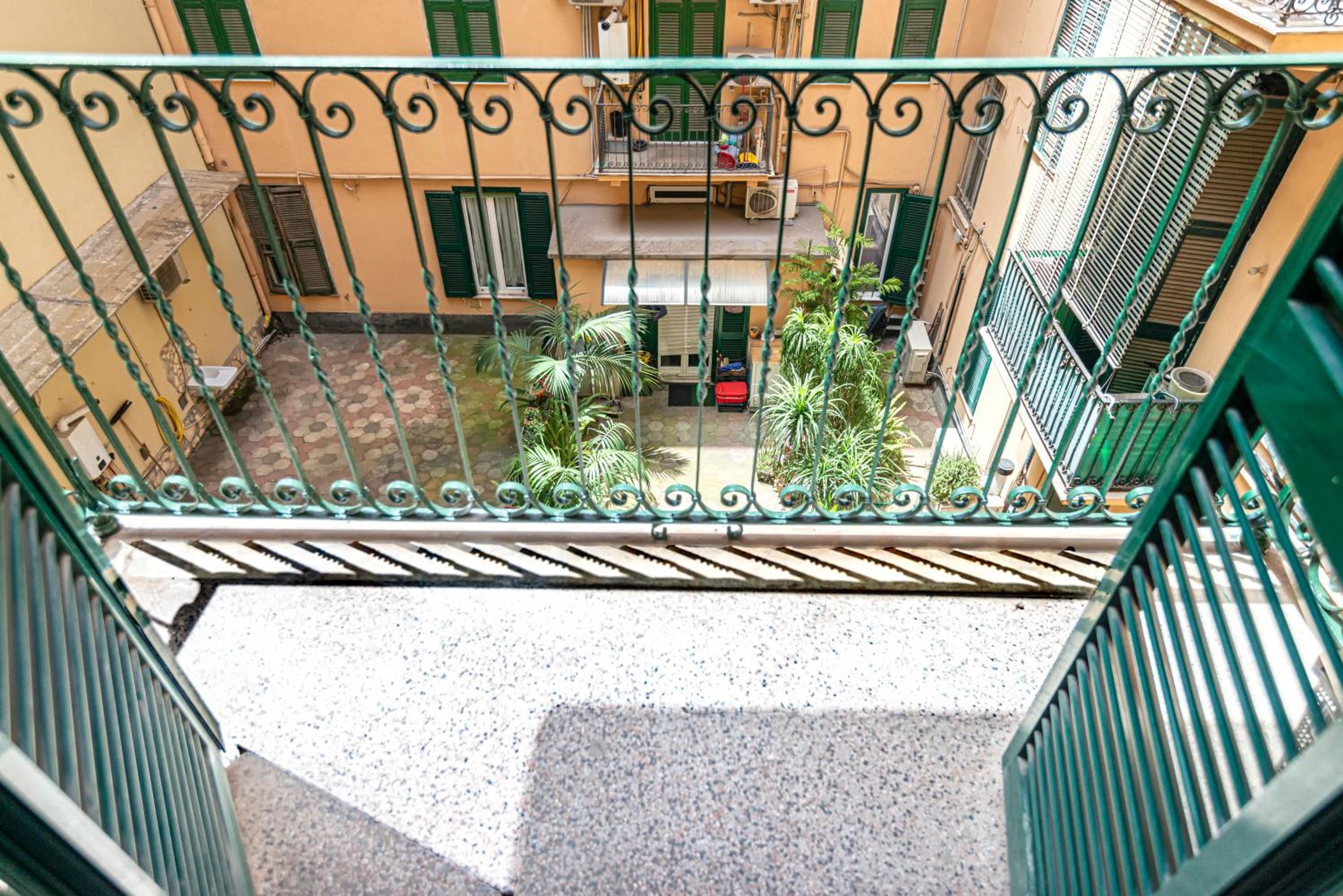AMOE - Eleganza e Storia nel Cuore di Roma