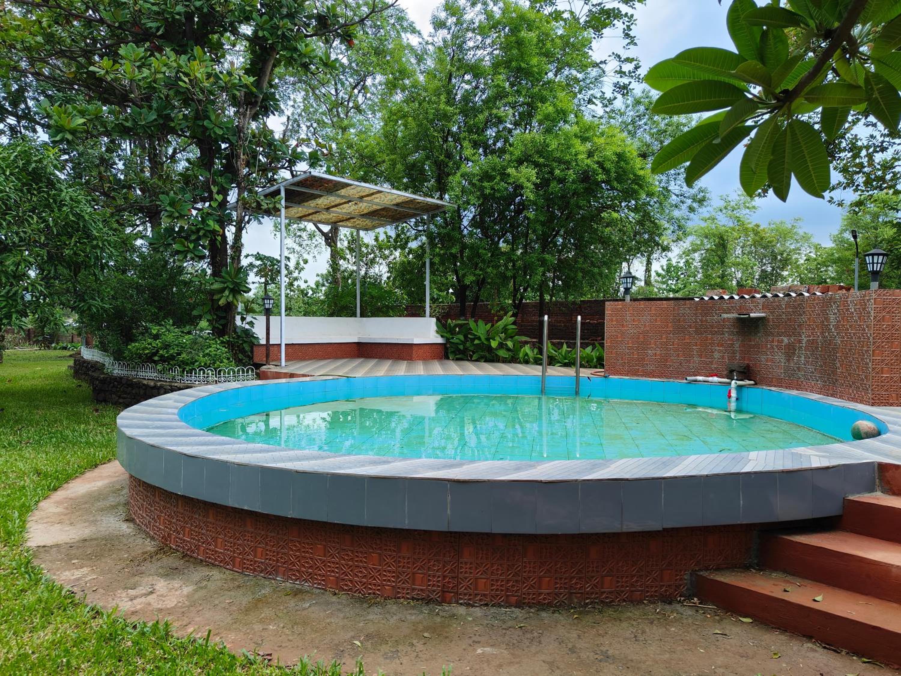 Dhanavade farms