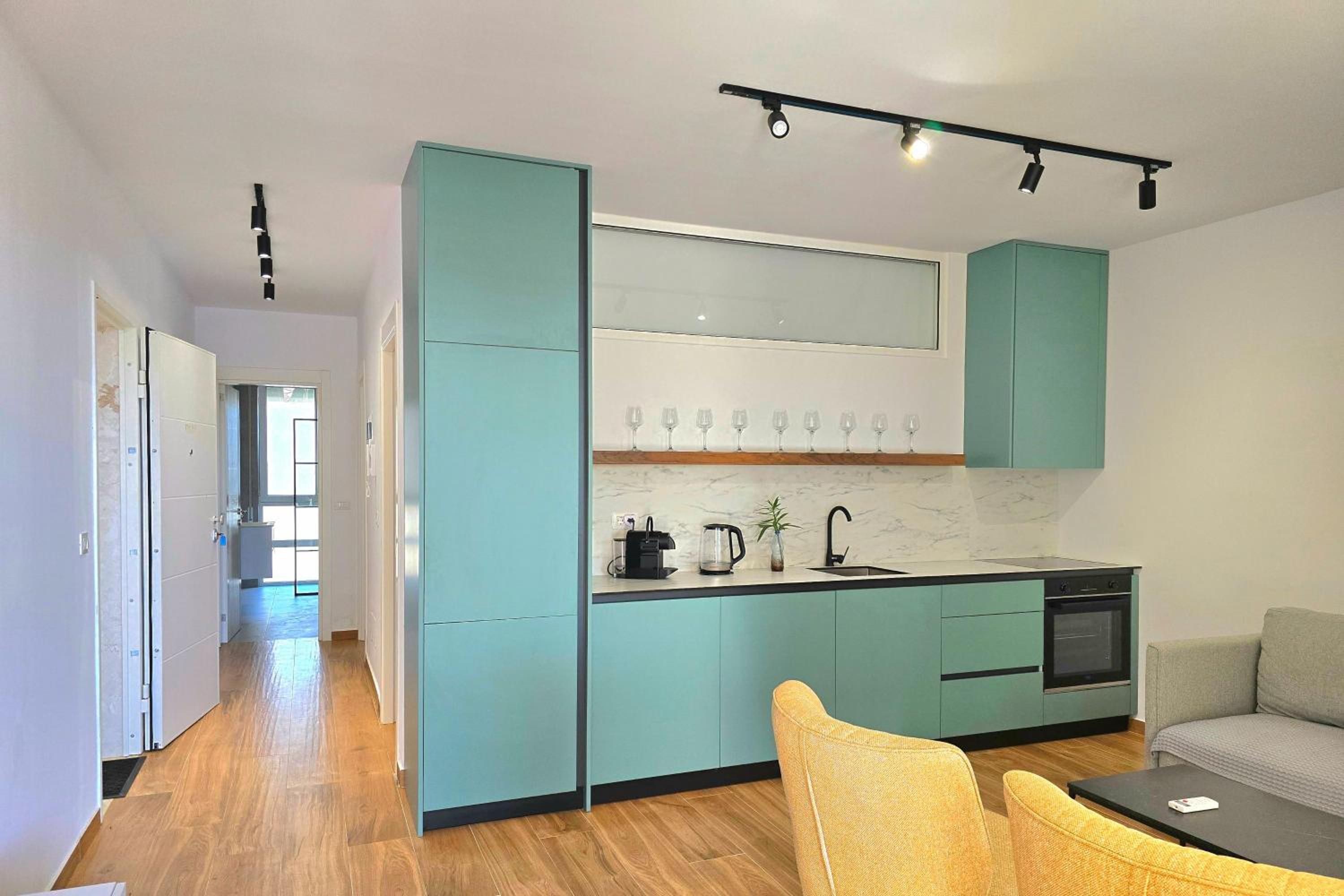Aqua Bliss Apartment 296 - Happy Rentals