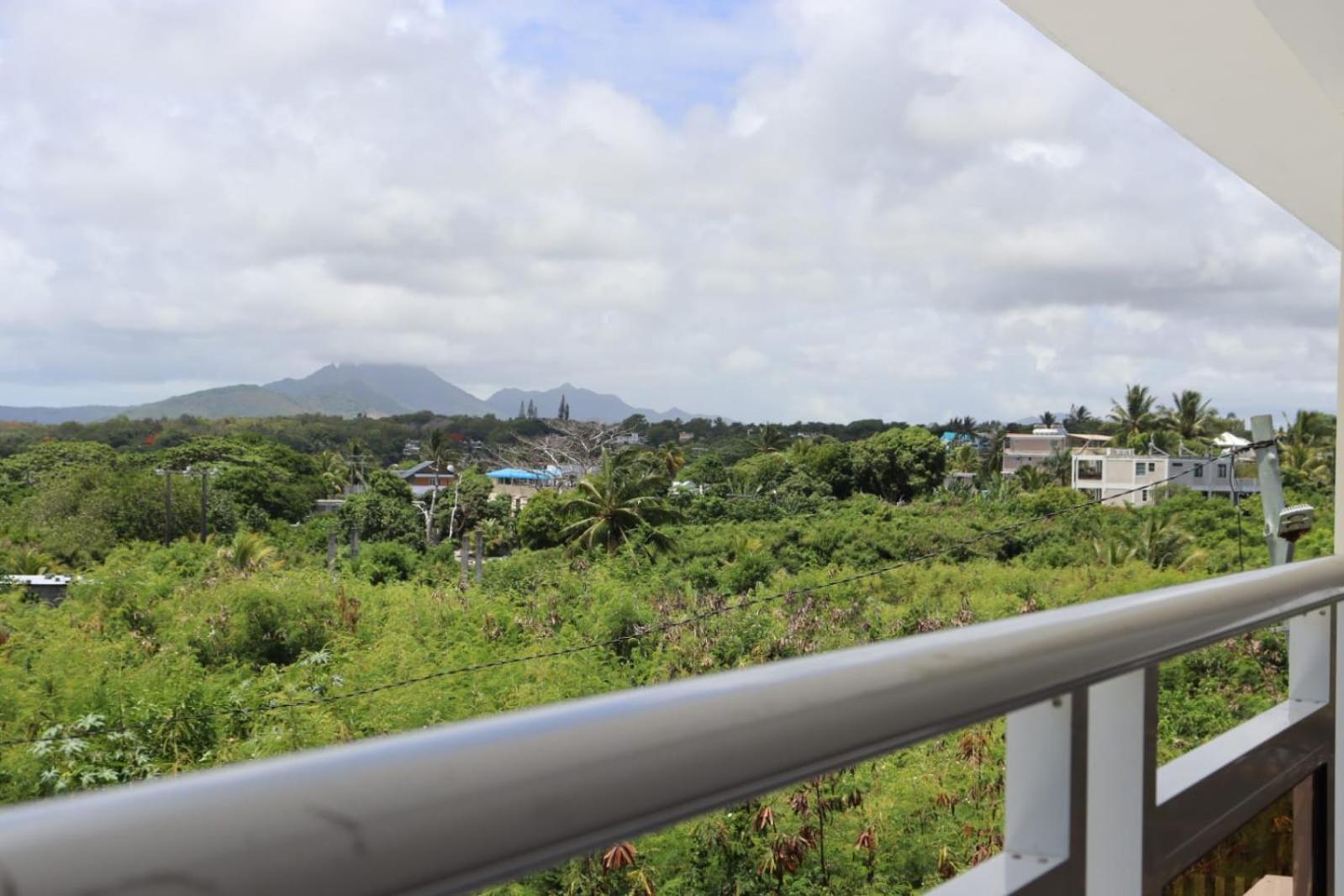 Panoramic Seaview suite view 4