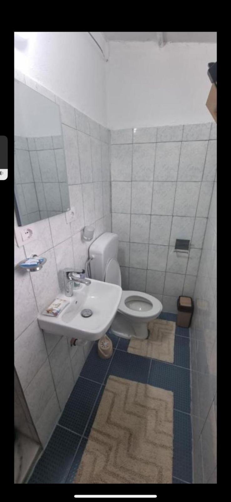 Loykas guesthouse