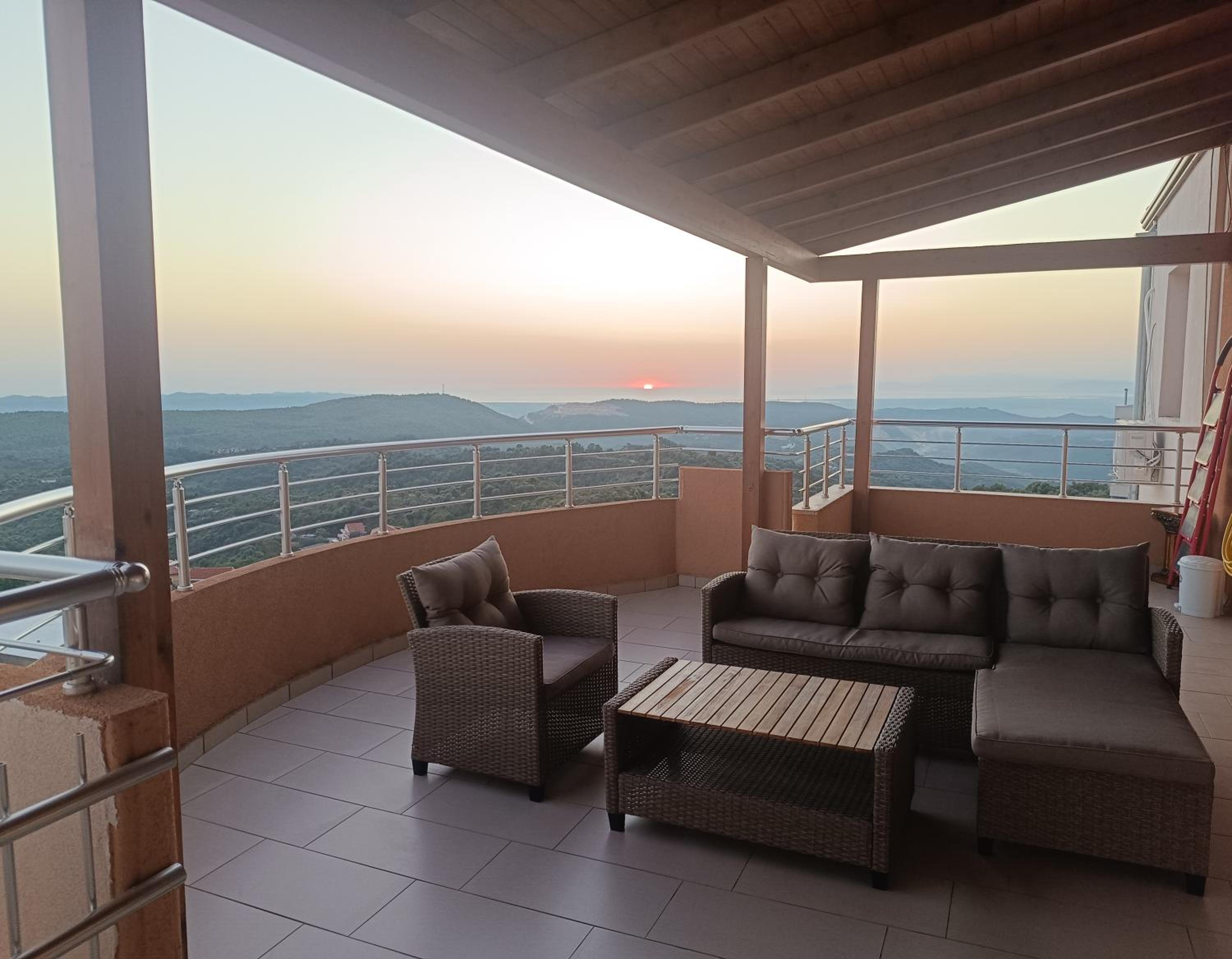 Panoramic Krujë Escape BAMI