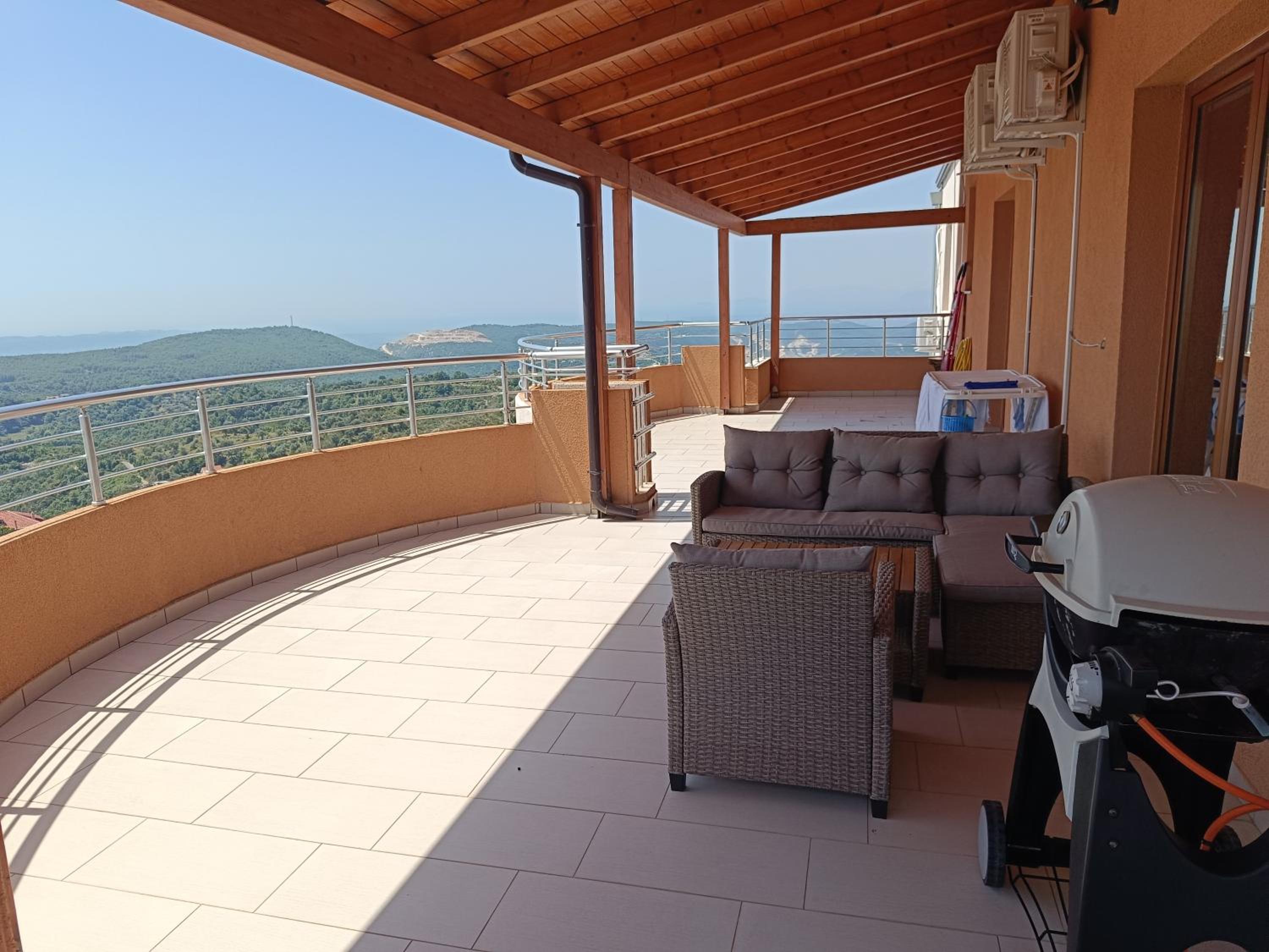 Panoramic Krujë Escape BAMI