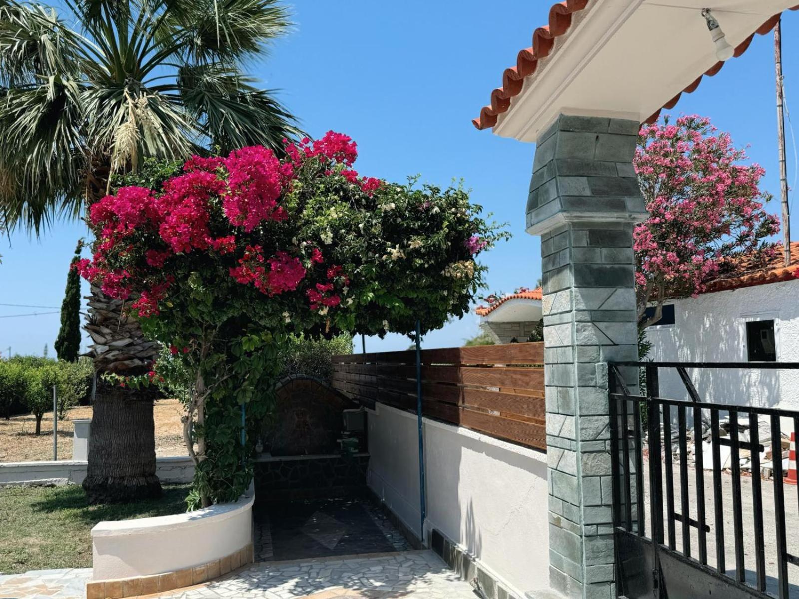 Nereid Bungalow