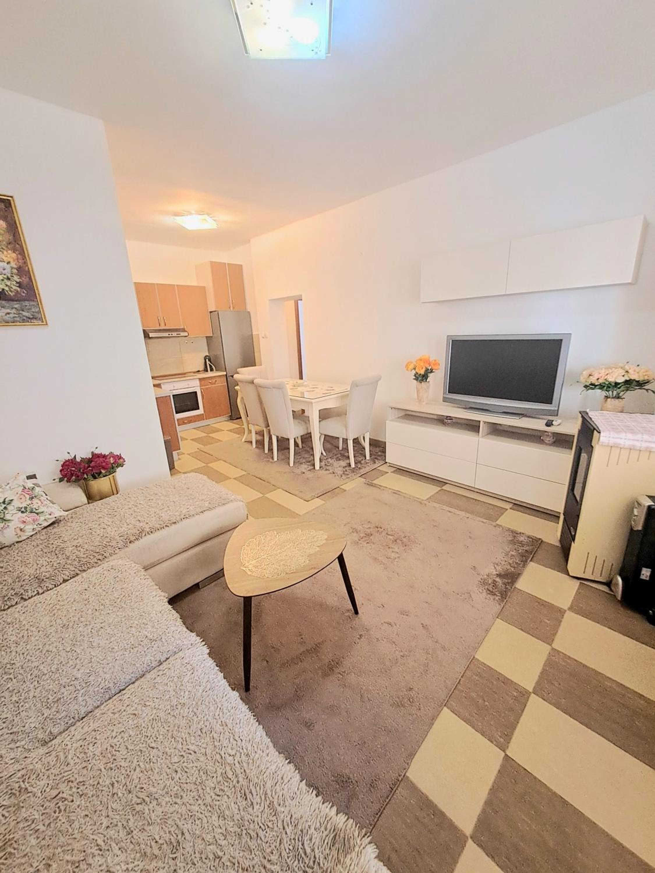 N&B Apartment Kotor view 5