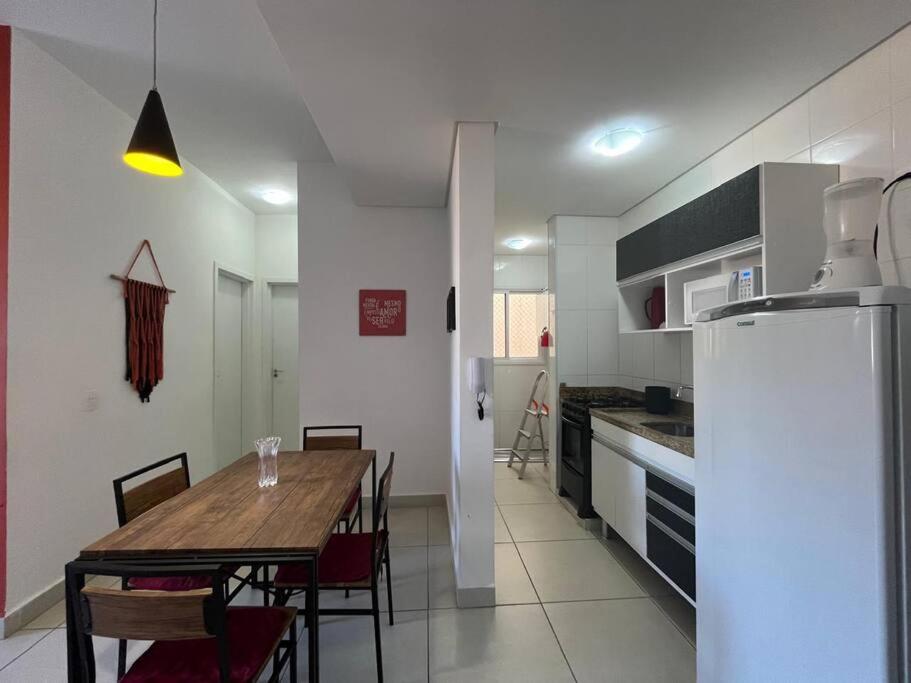 Apartamento em Ubatuba! A 100m da praia das Toninhas!