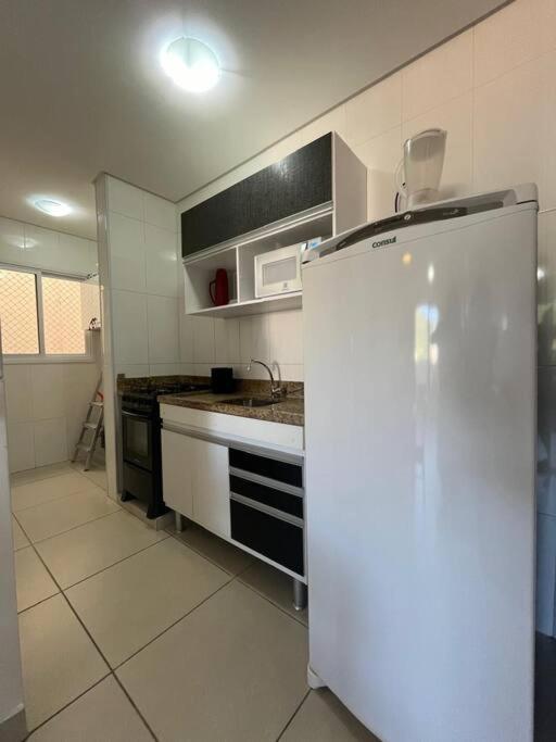 Apartamento em Ubatuba! A 100m da praia das Toninhas!