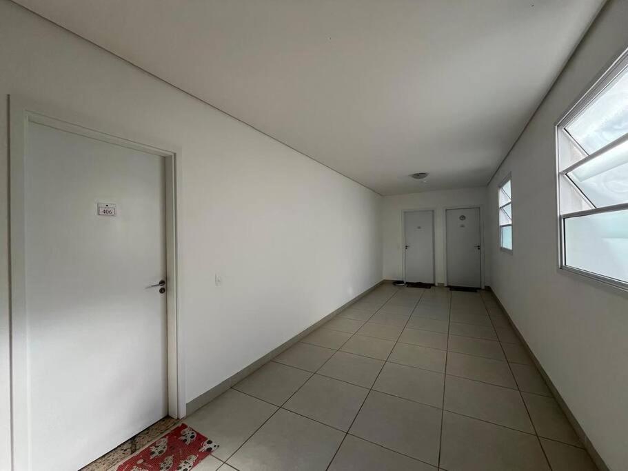 Apartamento em Ubatuba! A 100m da praia das Toninhas!