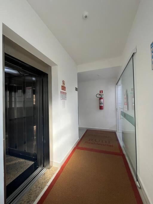 Apartamento em Ubatuba! A 100m da praia das Toninhas!