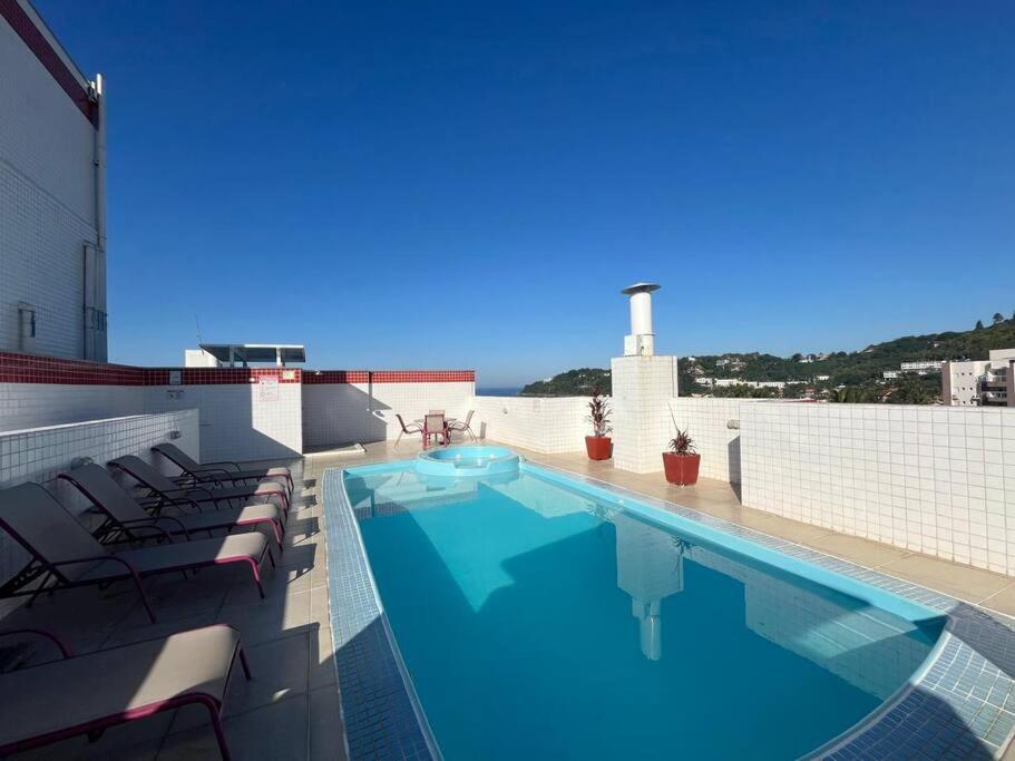 Apartamento em Ubatuba! A 100m da praia das Toninhas!