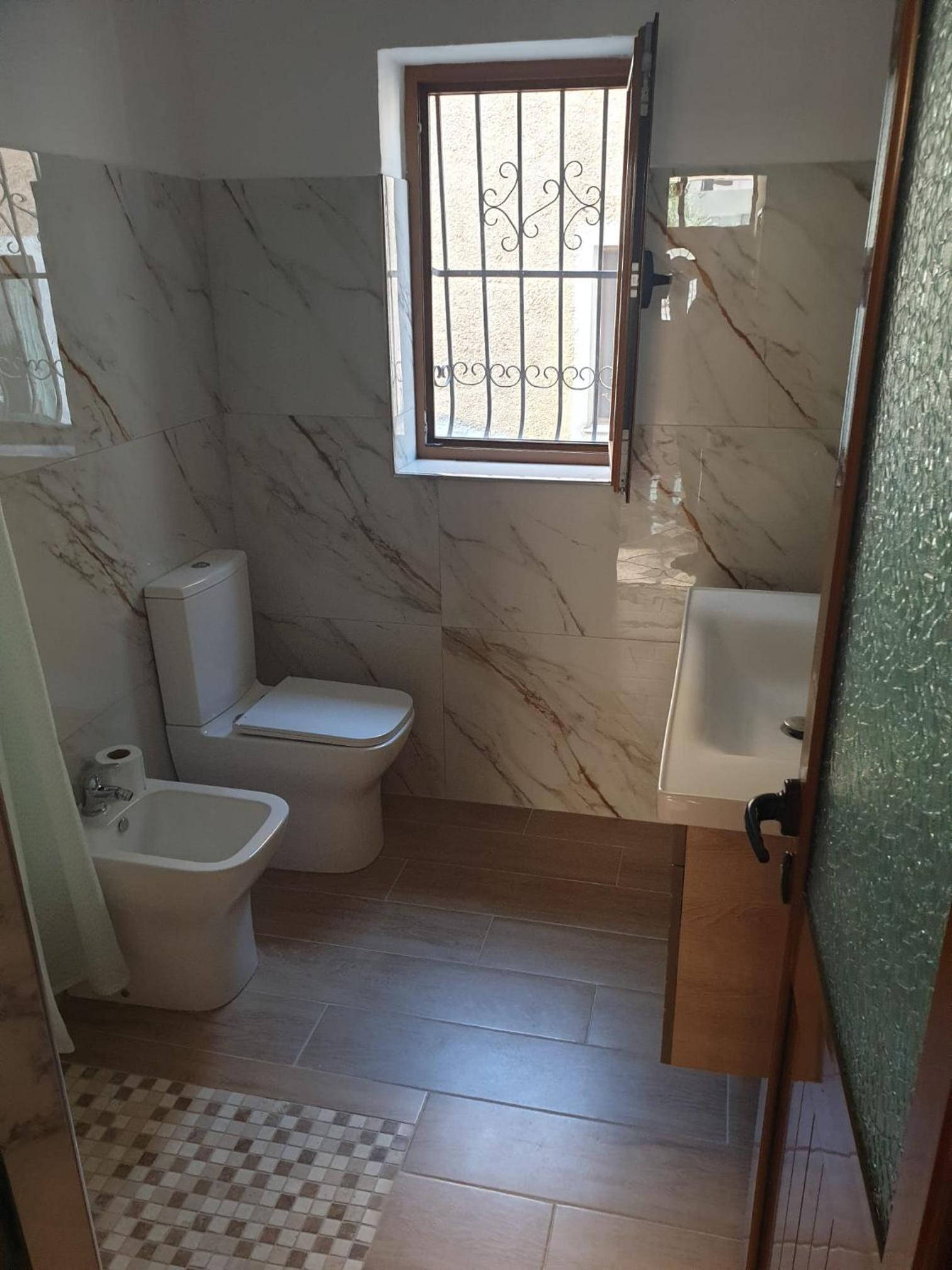 Centre Vlore Guest House