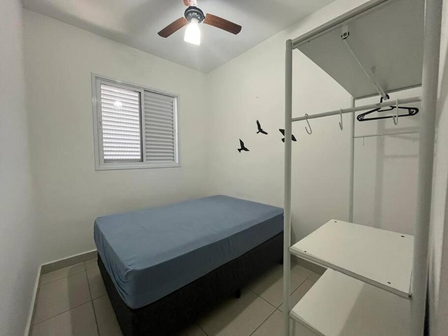 Apartamento em Ubatuba! A 100m da praia das Toninhas!