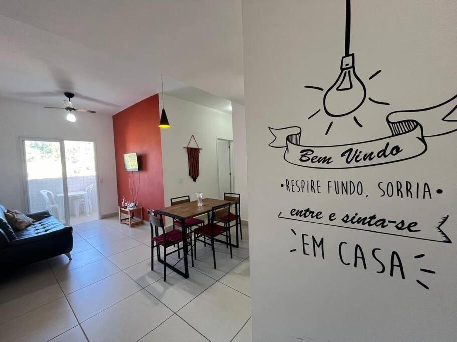 Apartamento em Ubatuba! A 100m da praia das Toninhas!