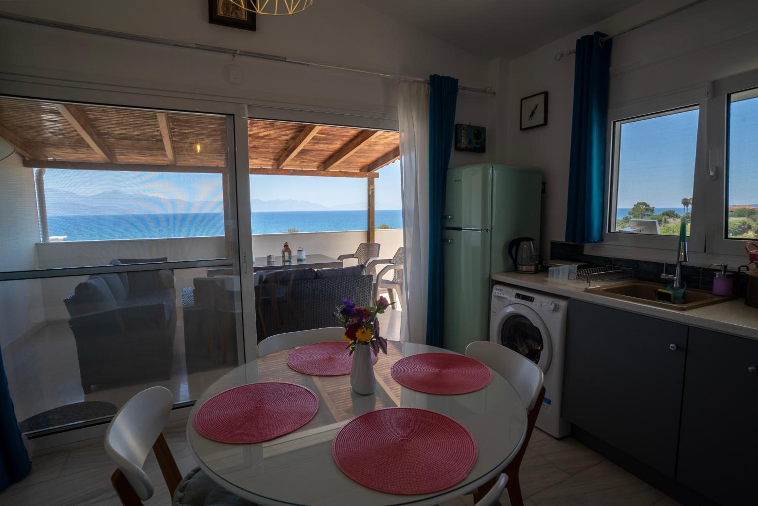 Kirke's Nest Apartments photo 5
