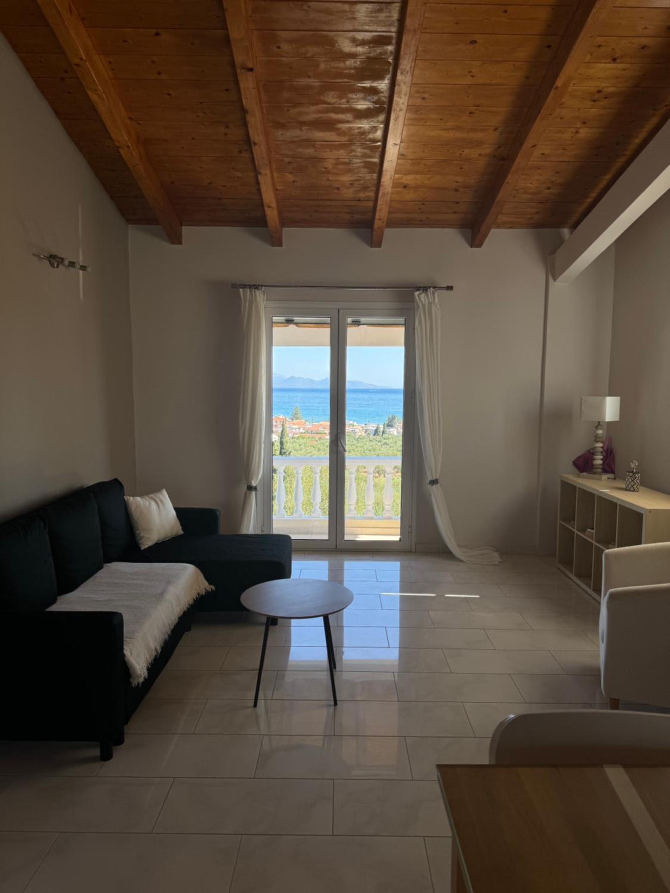 Endless Seaview Apartment B photo 3