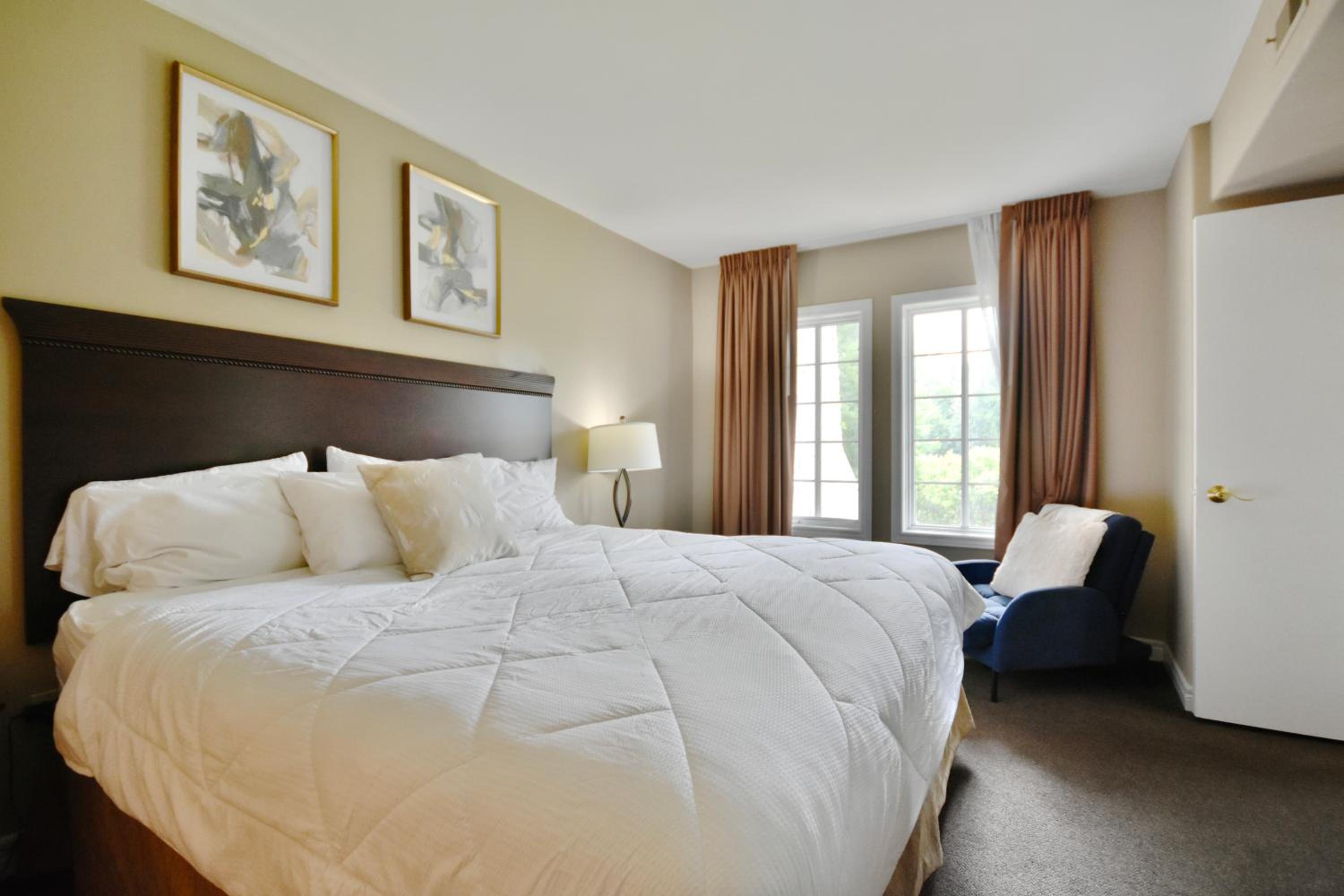 Beautiful Jacuzzi Suite with Garden View-Studio
