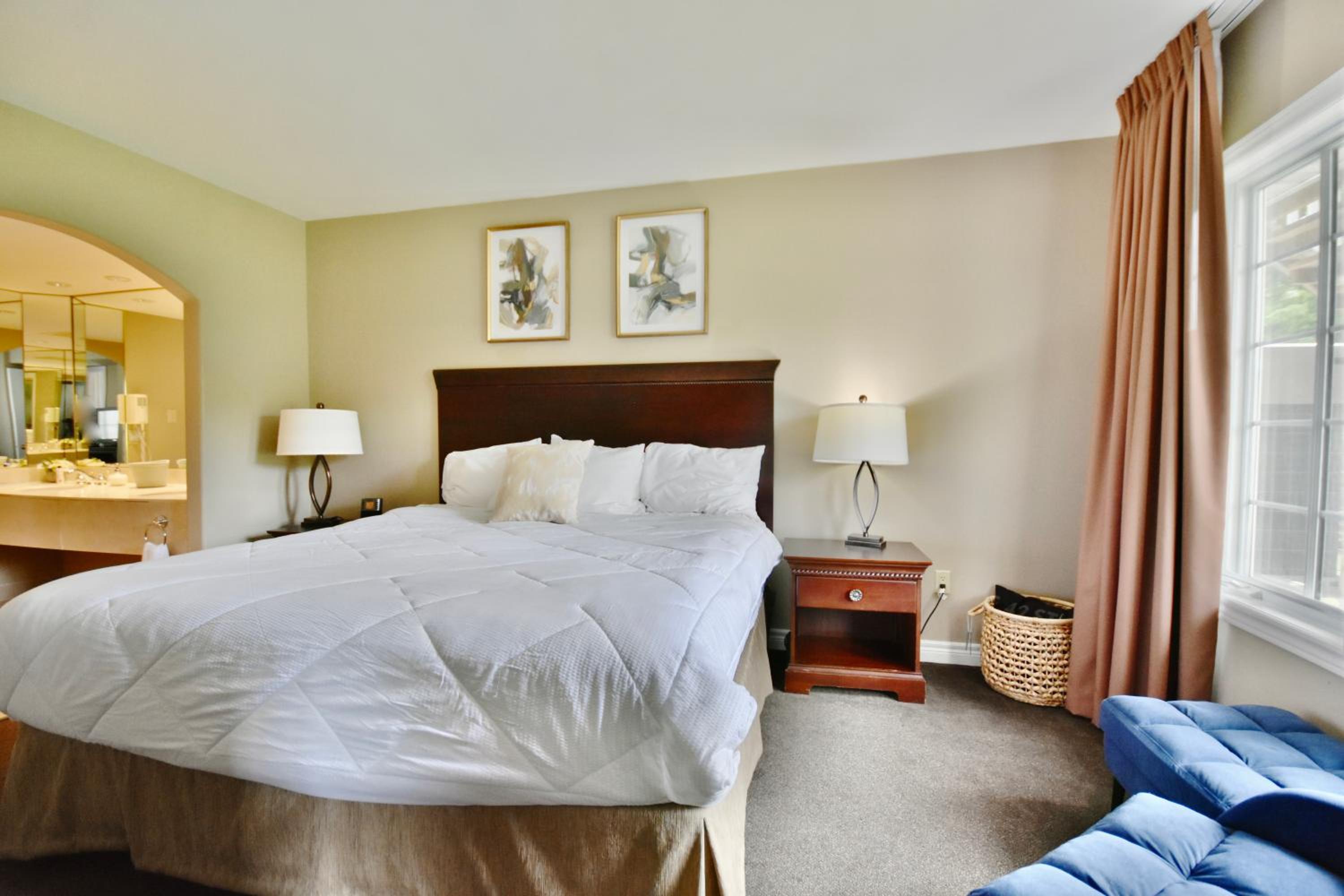 Beautiful Jacuzzi Suite with Garden View-Studio