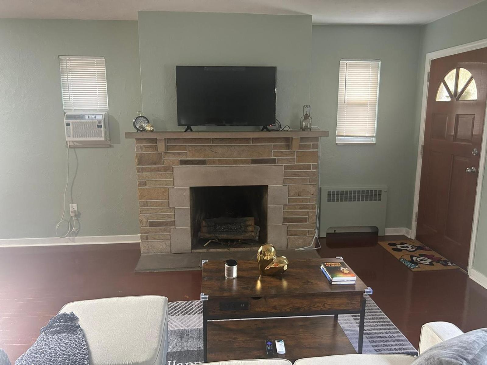 Beautifully Furnished Two-Bedroom Unit, Loaded With Appliances And Ample Parking - Property Image 1