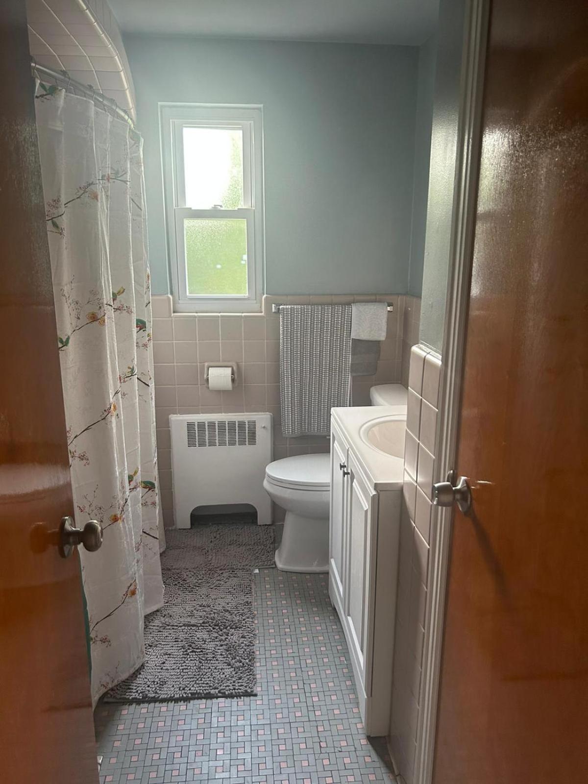 Beautifully Furnished Two-Bedroom Unit, Loaded With Appliances And Ample Parking - Property Image 13