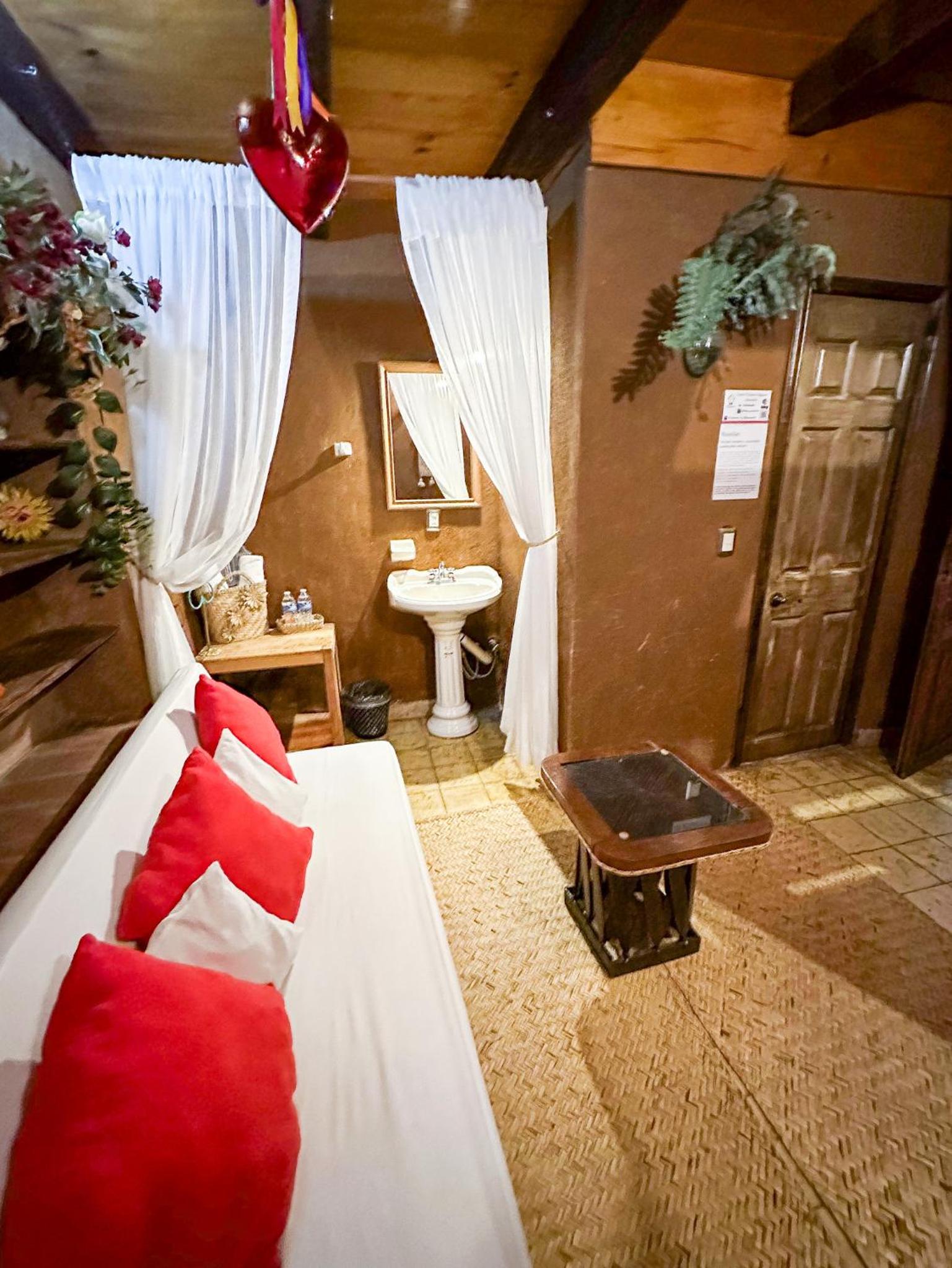 Posada El Palomar view 3