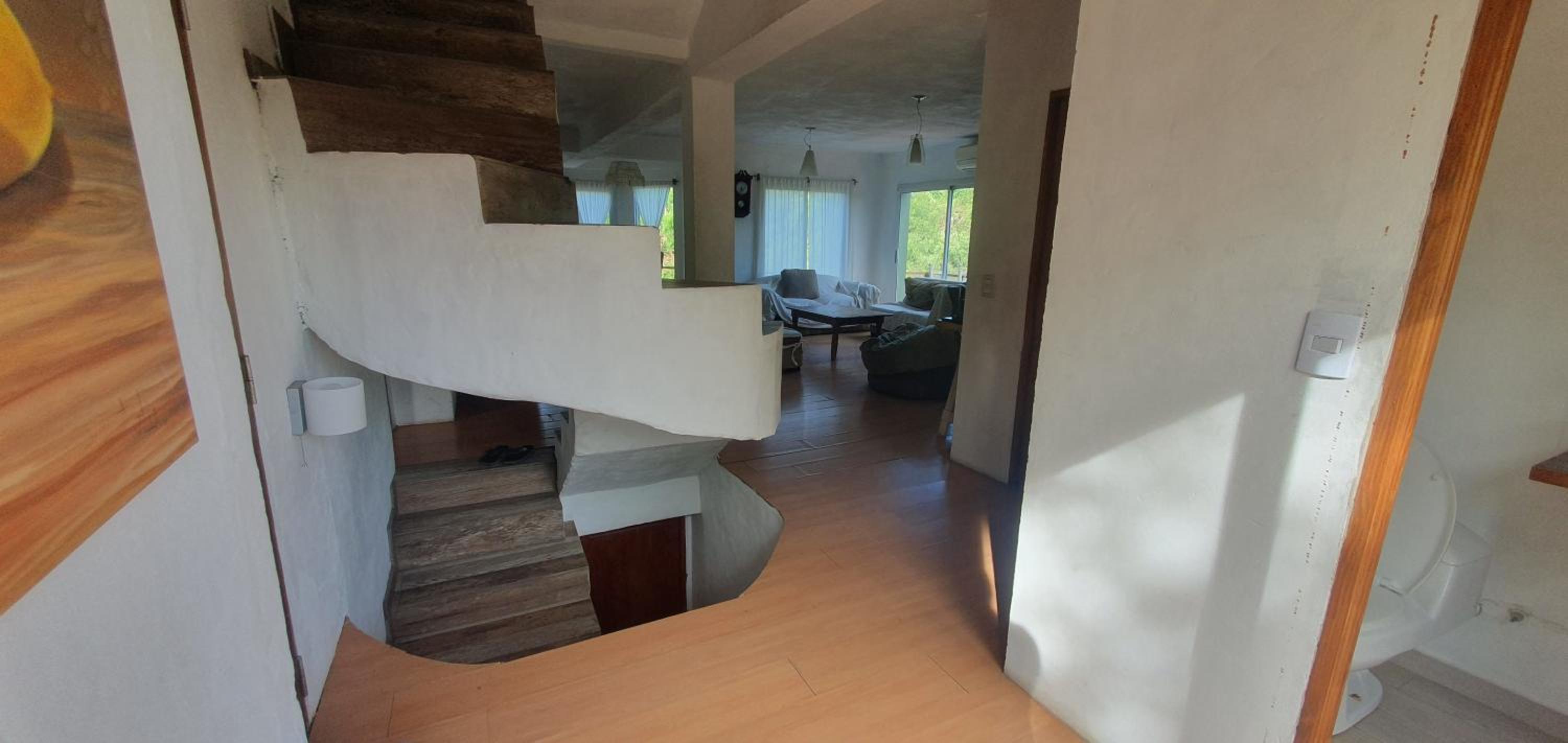 AMANU Casa Unica en el delta de Tigre a solo 5' para 30 personas