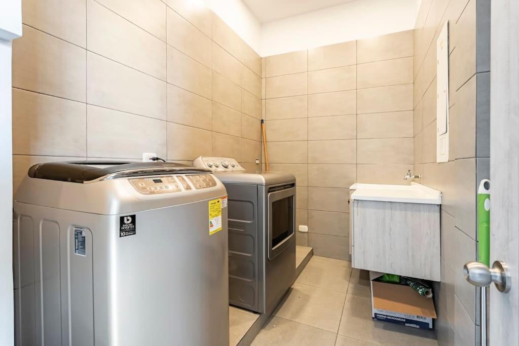 Apartaestudio cerca a Unicentro