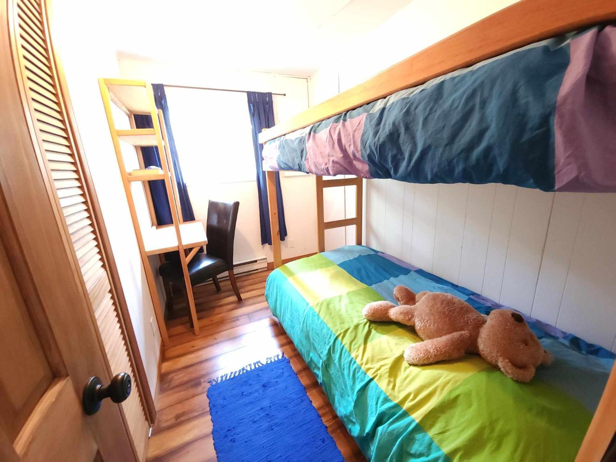 Maison au Pied du Mont Video