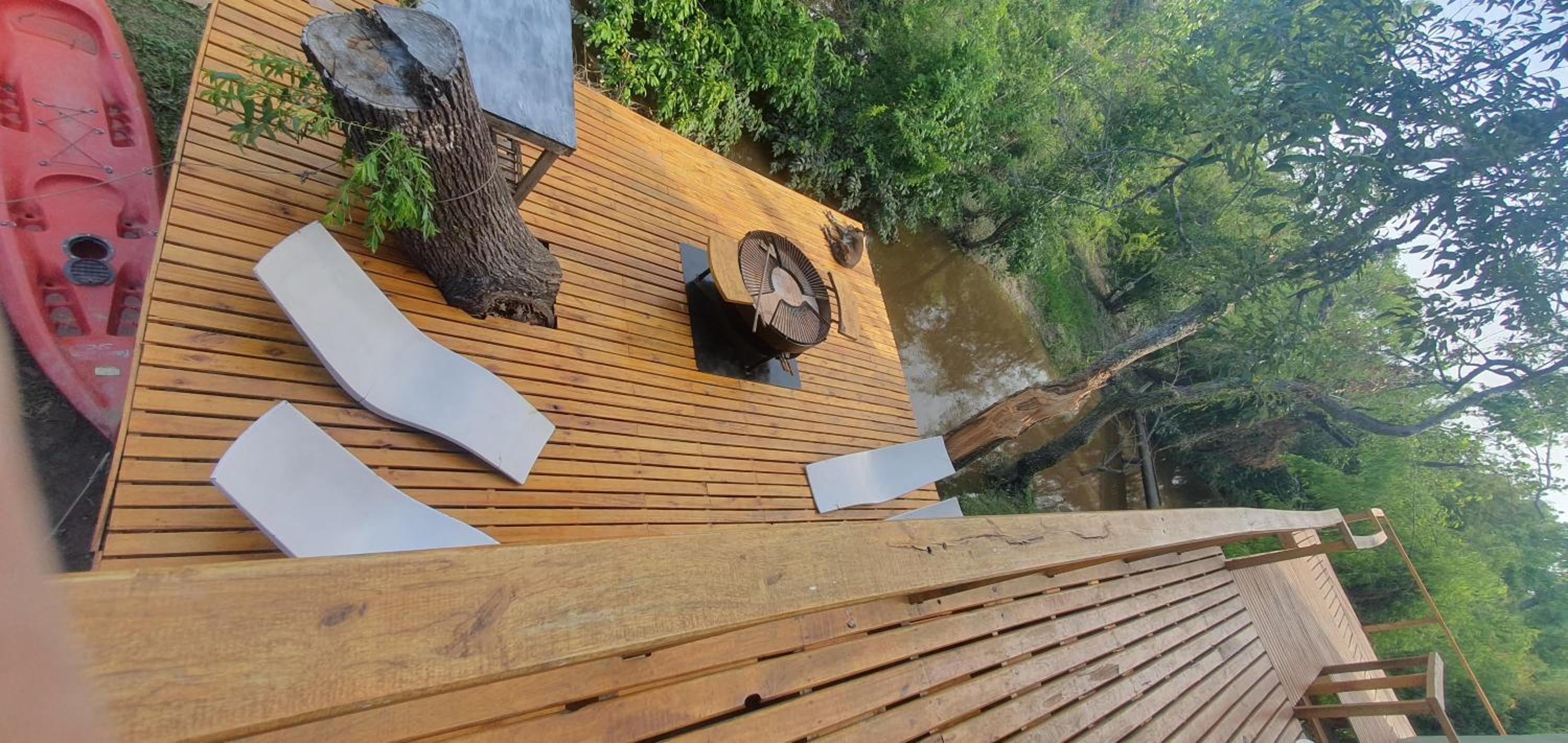 AMANU Casa Unica en el delta de Tigre a solo 5' para 30 personas