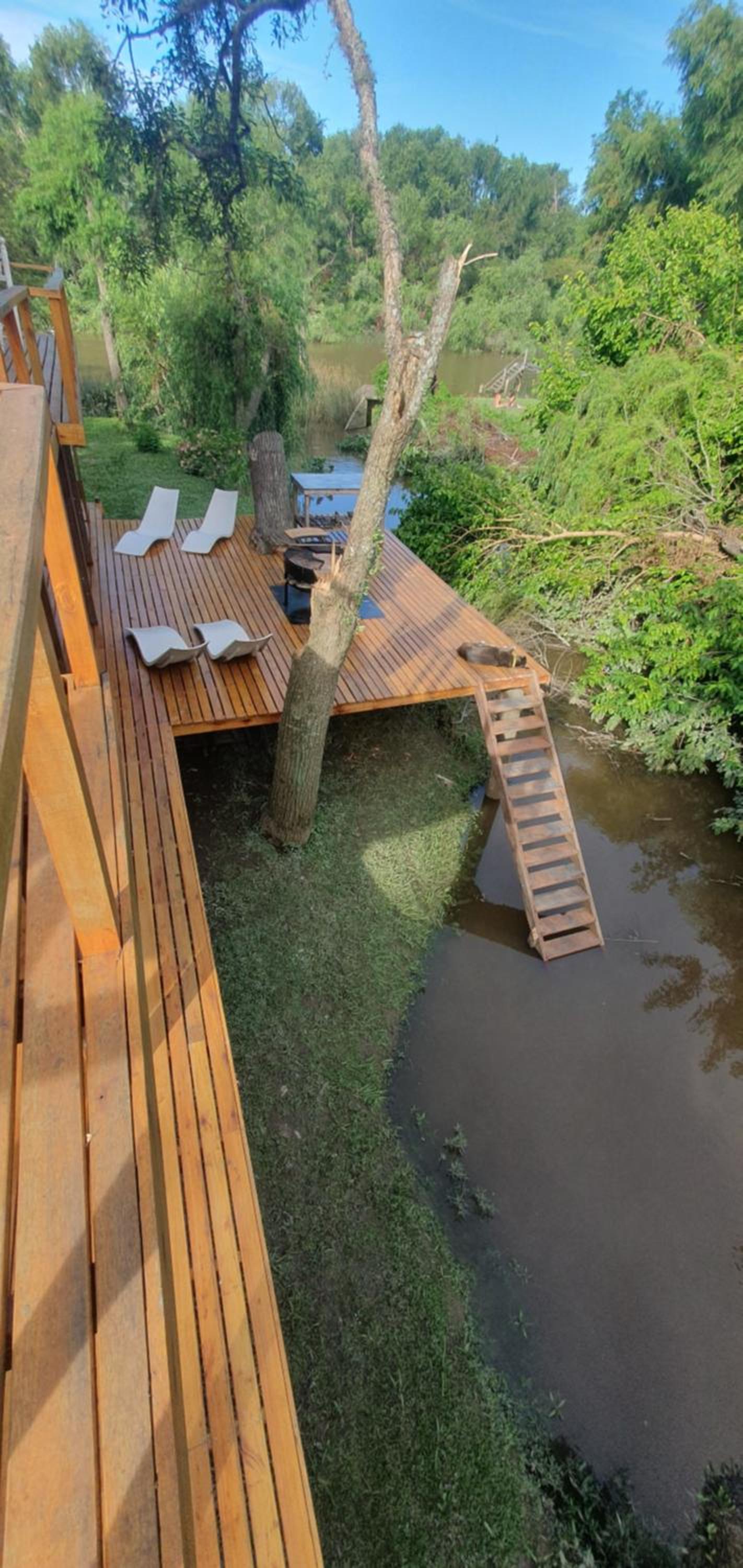 AMANU Casa Unica en el delta de Tigre a solo 5' para 30 personas