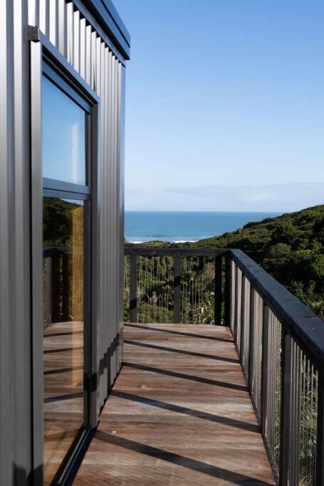 Foudre Suite with Hot Tub at Barrelled Wines Raglan