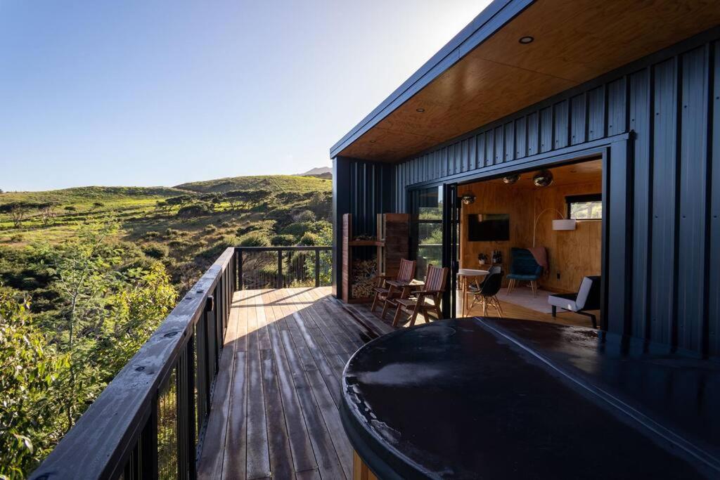Foudre Suite with Hot Tub at Barrelled Wines Raglan