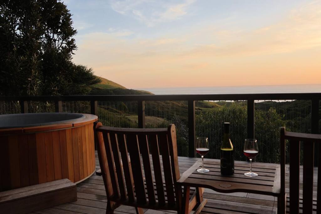Foudre Suite with Hot Tub at Barrelled Wines Raglan
