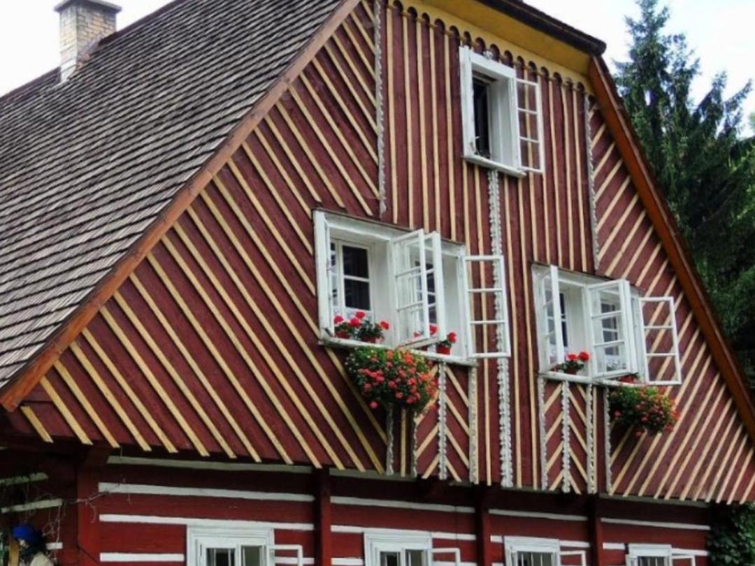 Roubenka Mlýn u skály Deštné v Orlických horách volné termíny 5 bytů