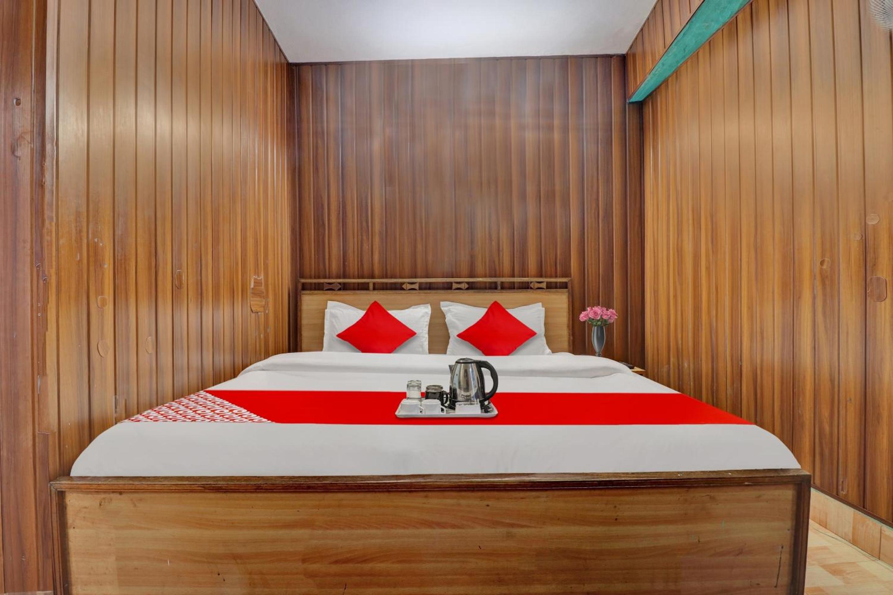 Savitri Hotel Nand Palace view 4