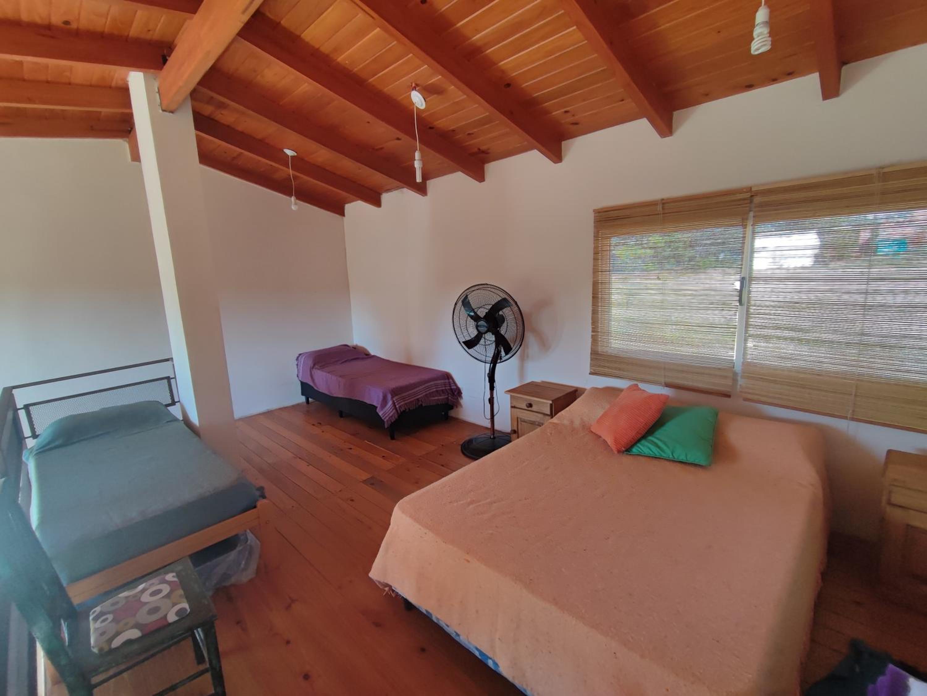 Casa con pileta propia exclusiva para 5 personas con asador estacionamiento y balcón con vistas a las sierras