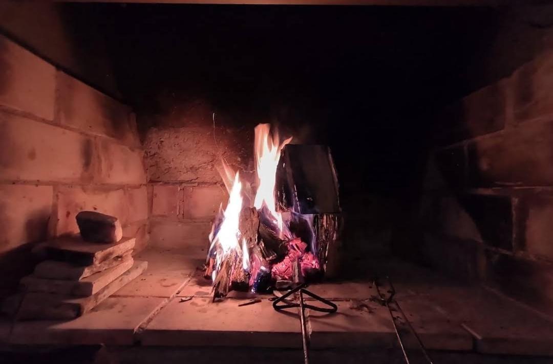 Casa con pileta propia exclusiva para 5 personas con asador estacionamiento y balcón con vistas a las sierras